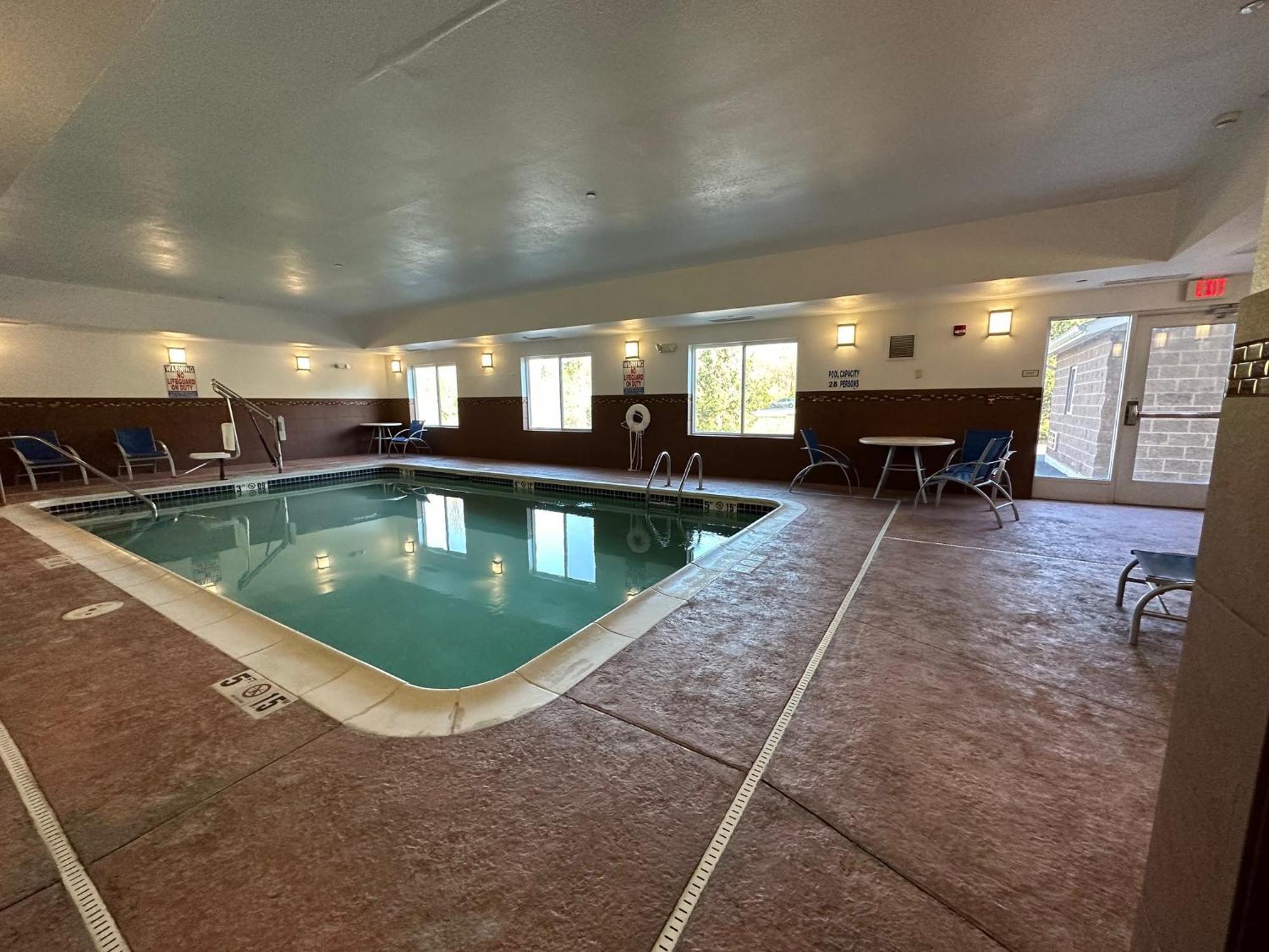Holiday Inn Express Belle Vernon Luaran gambar
