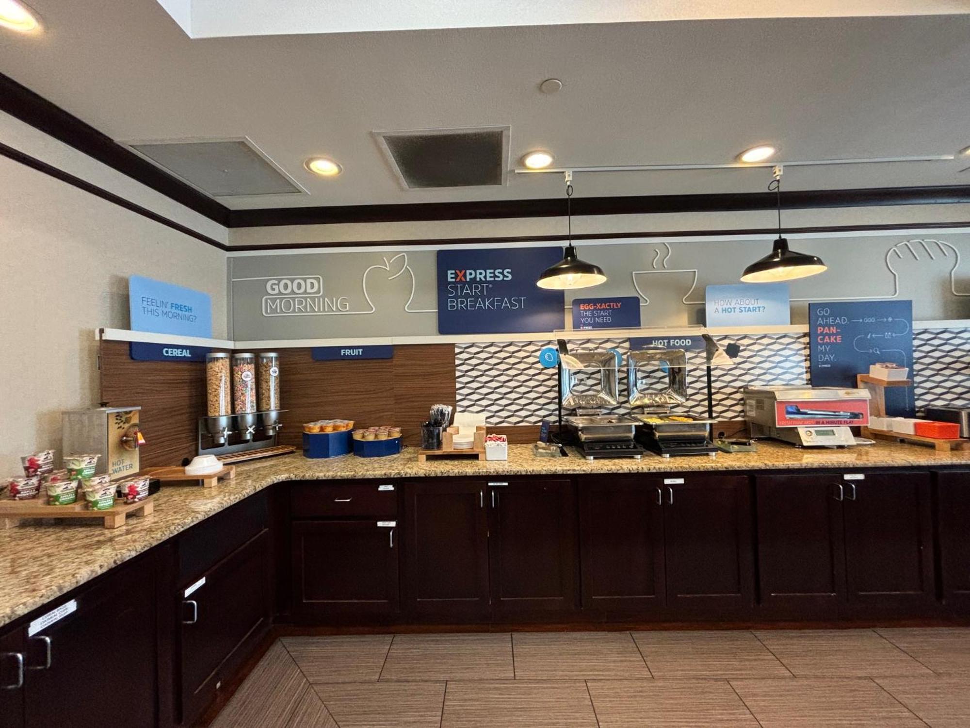 Holiday Inn Express Belle Vernon Luaran gambar
